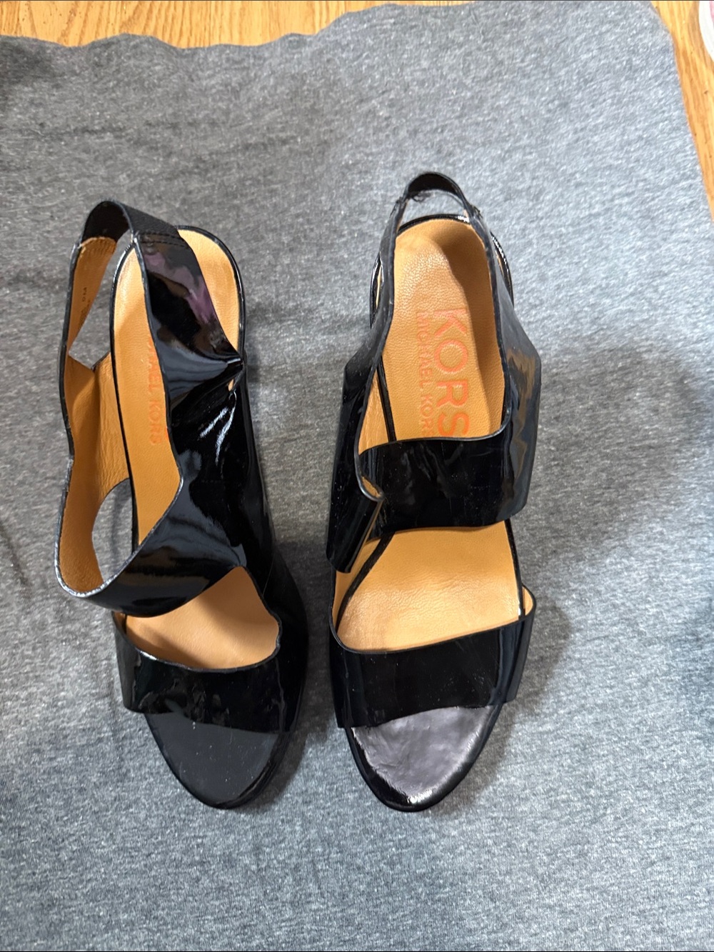 Michael Kors Black Patent Leather Open-Toe Slingback Heels size 9
